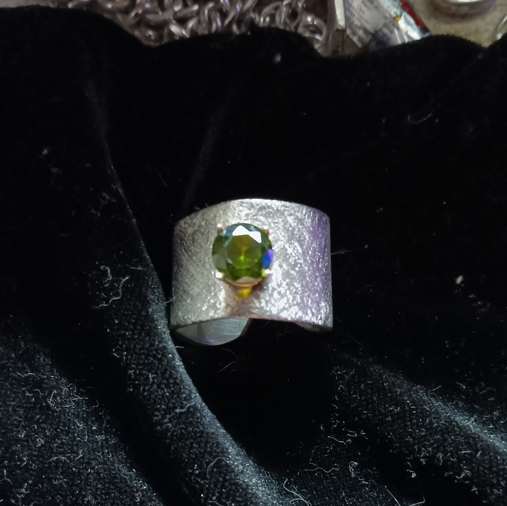 Sterling silver and Peridot Ring